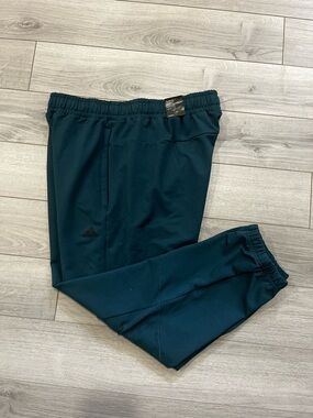 adidas Men's Teal Athletic Jogger Pants 7/8 length